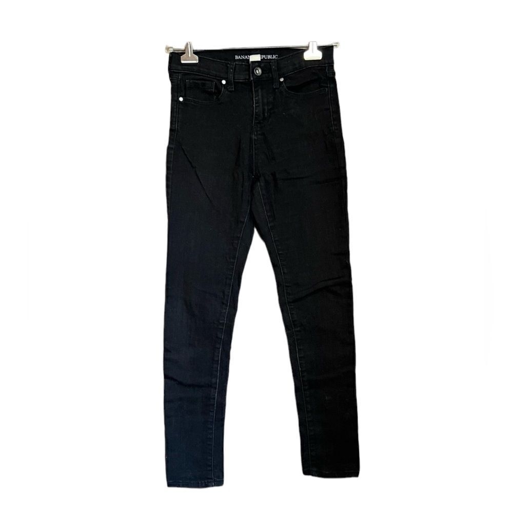 3 for $30! Banana republic black skinny jeans‎